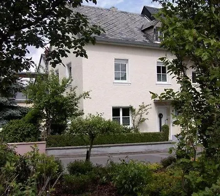 In Mit Privatem Garten Holiday home